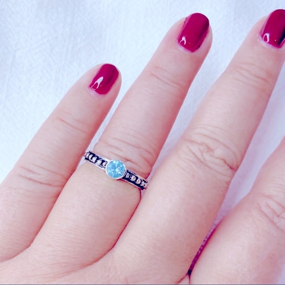 ❣️$25/3❣️ Sliver Plated Blue Rhinestone Ring - Picture 6 of 9